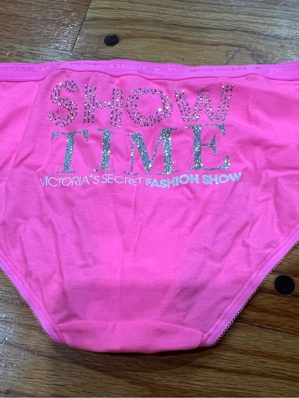 Victoria's Secret Hot Pink Exclusive Show Time Fashion Show undies NWT L